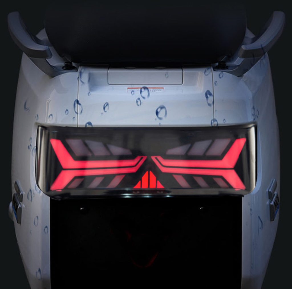 NQi-Series Custom Matrix Tail light